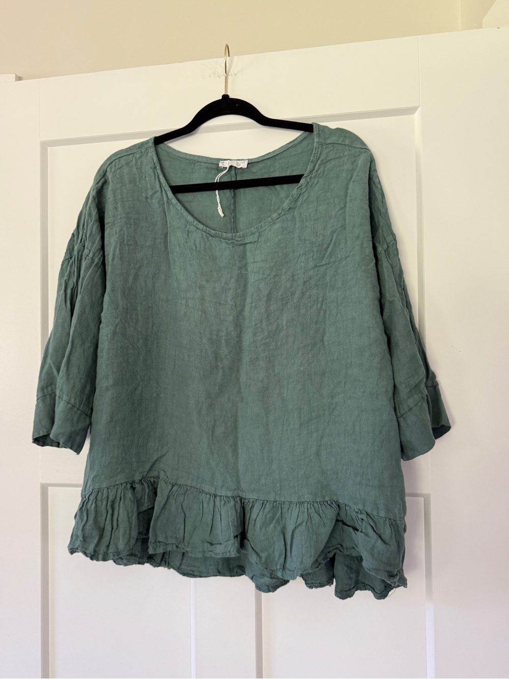 Relaxed Ruffle-Hem Womens Top in Sage Green
